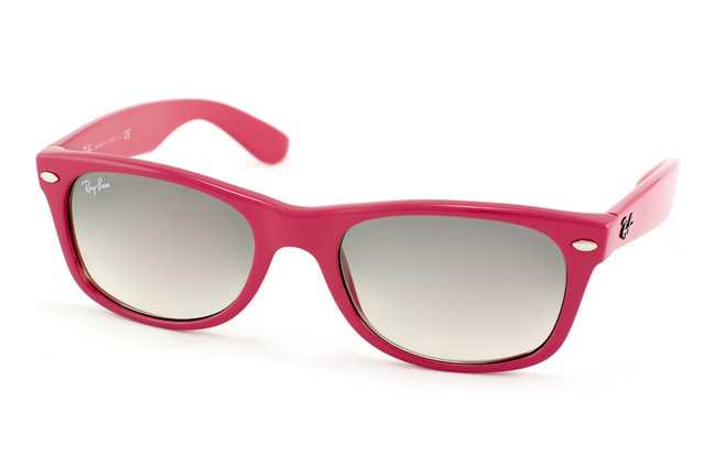 Ray-Ban New Wayfarer RB 2132 758/32