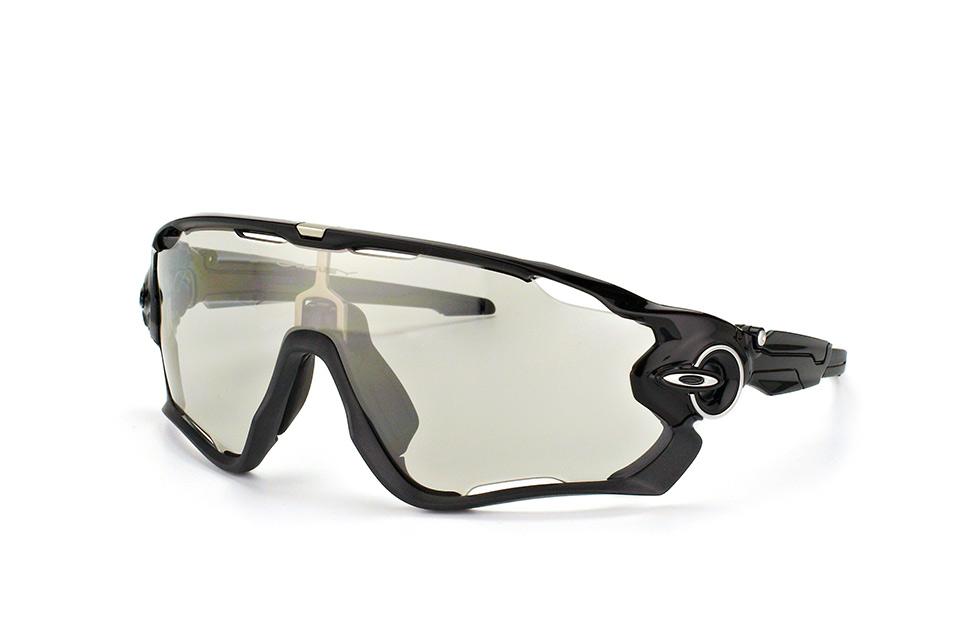 Oakley tracker